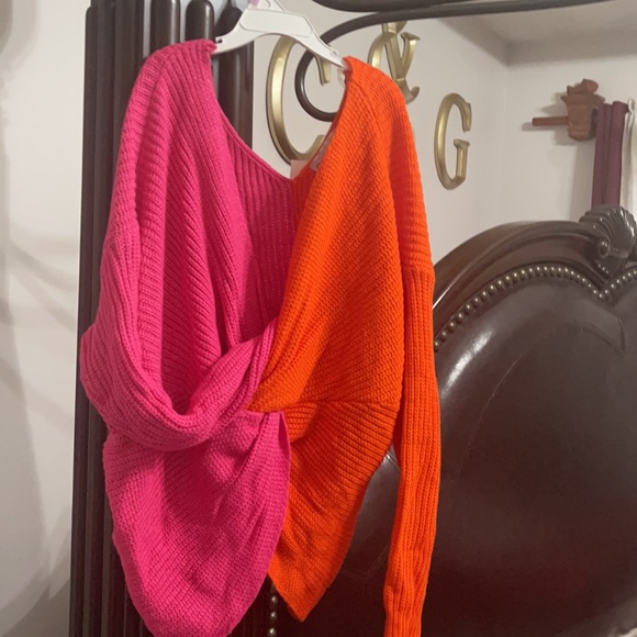 BEAUTIFUL ๐ป SWEATER MU$T HAVE!!. ๐ฏ๐๐ฝ.. NEW NEVER ๐ WORN.. - Picture 5 of 5